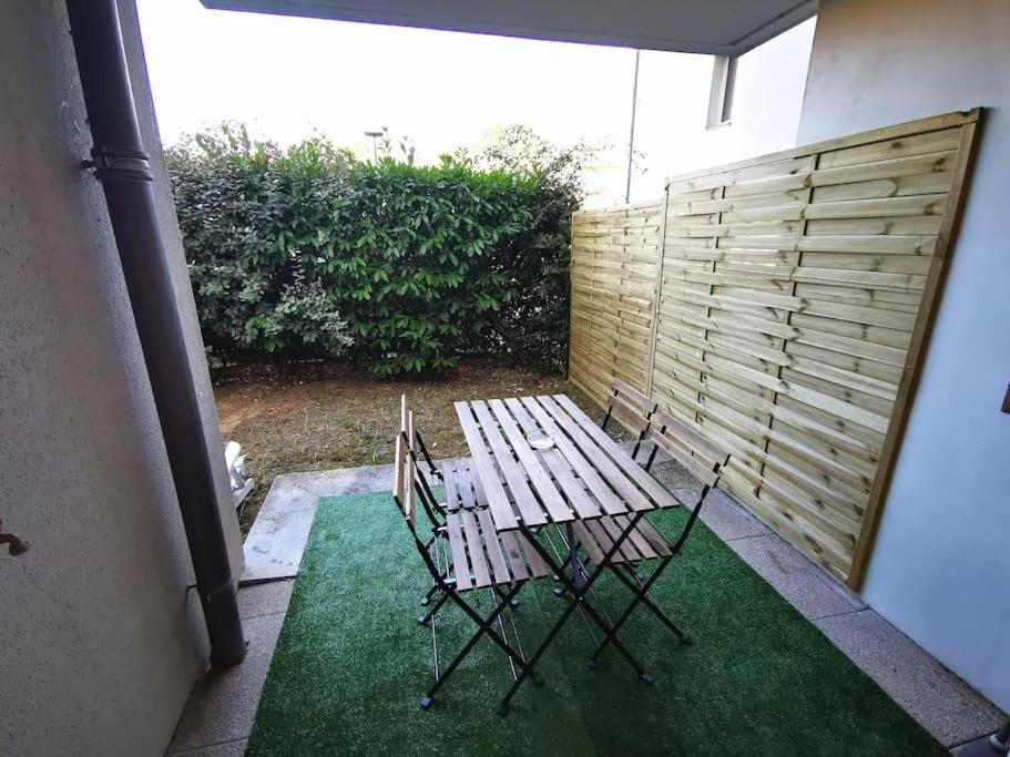 Grand Studio Lumineux Et Sa Terrasse Au Calme 툴루즈 외부 사진